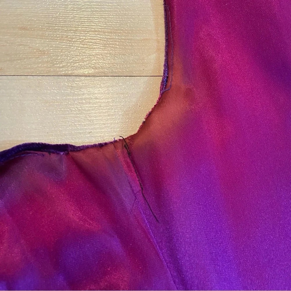 Vintage Nu-Mode women’s purple velvet dress in size 9/10 - Picture 14 of 15